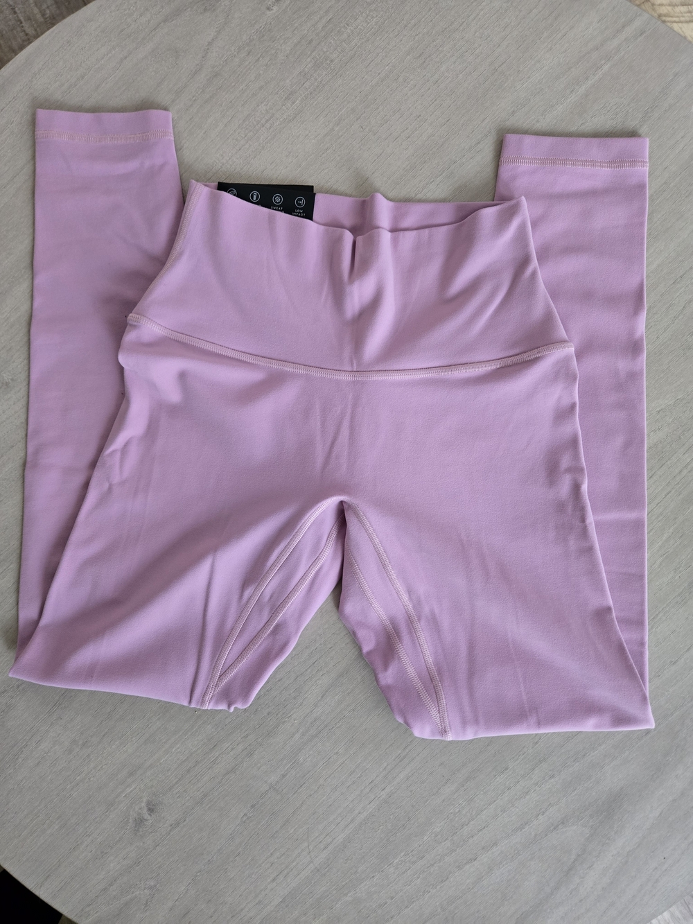 Aritzia Cheeky Infinite Butter Leggings 26"